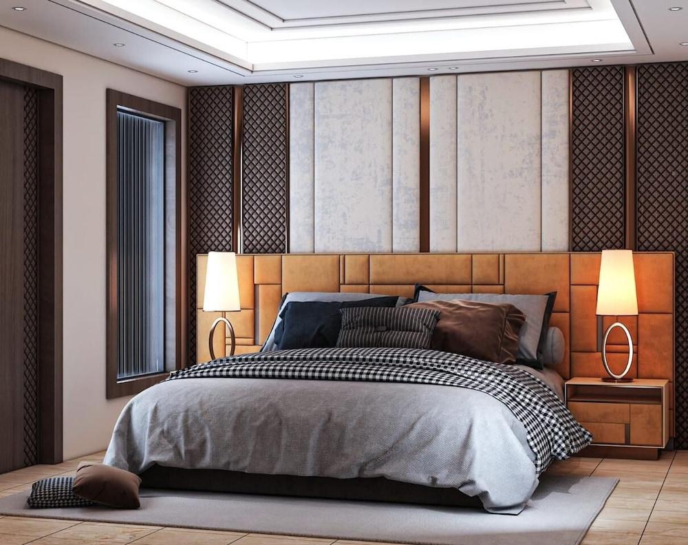 Hotel Ramaye - Bhopal