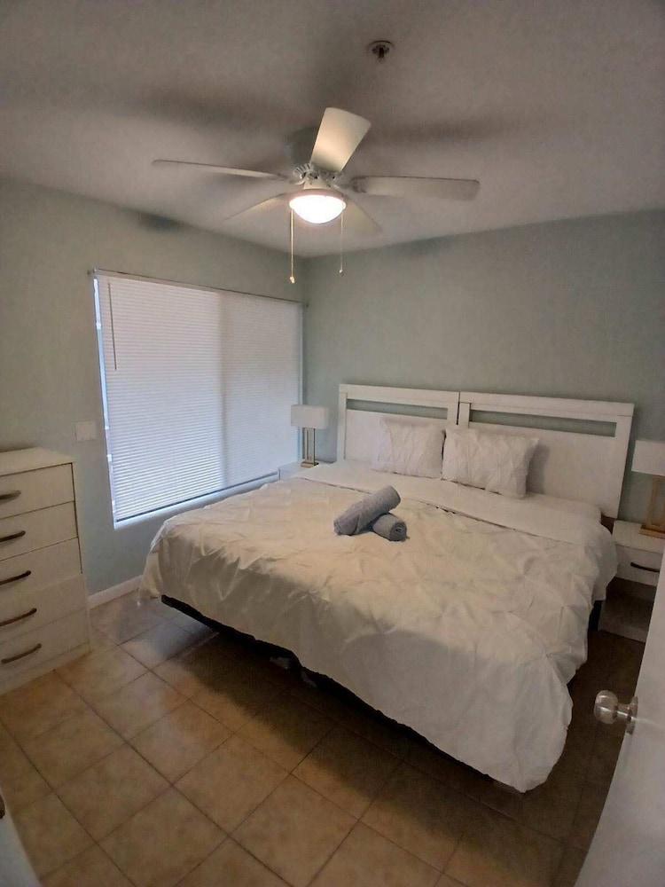 4BR 2BA Near Beach Perfect For Familes