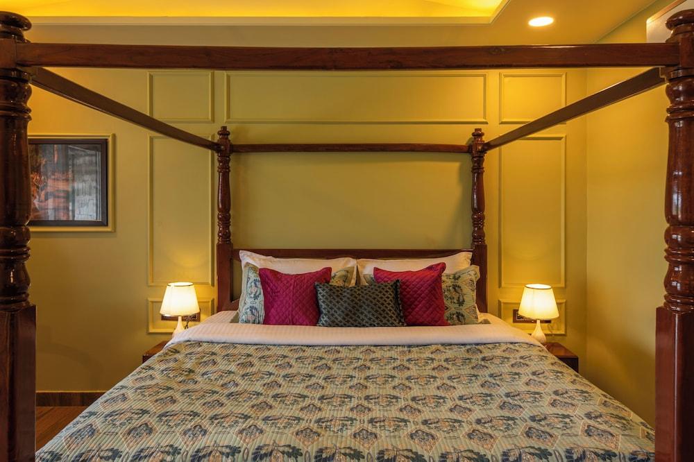 Aashiyana Luxury Cottages