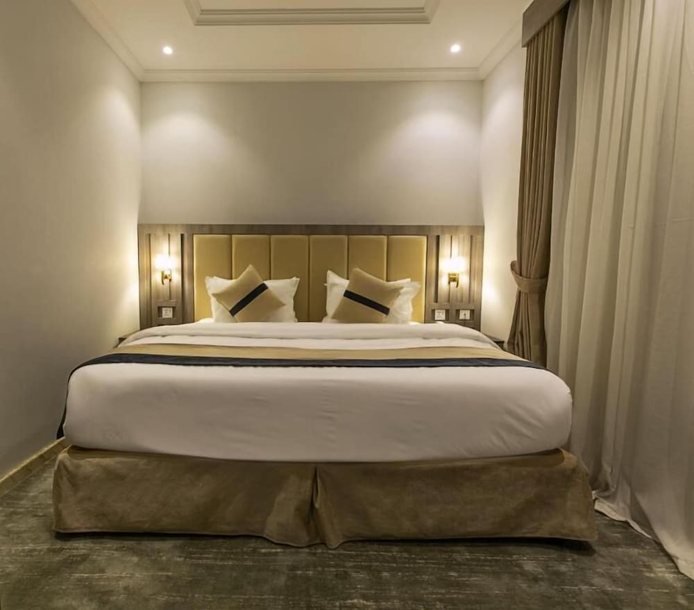 NARS Plus Al Basateen