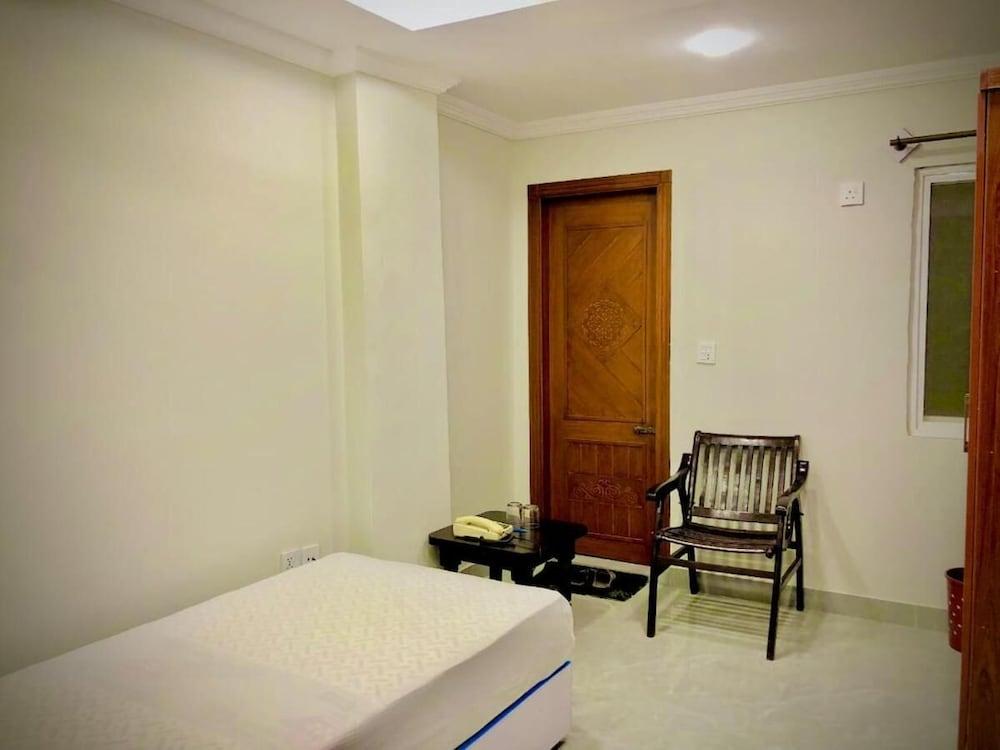 Bless Inn Hotel and Resturant