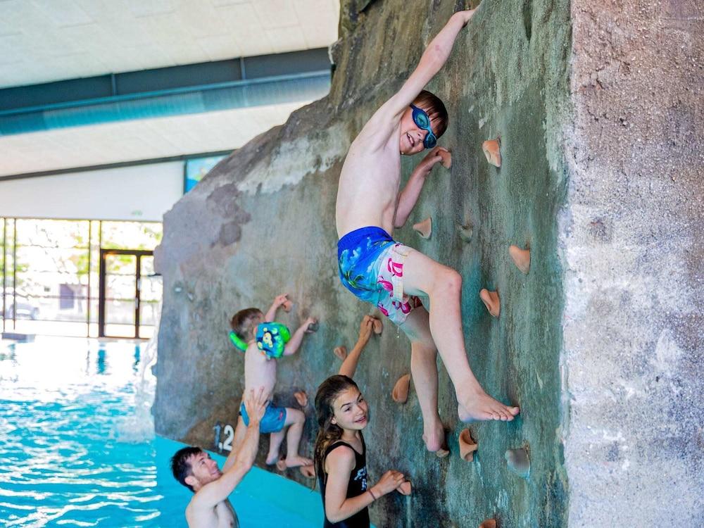 8 Person Holiday Home on a Holiday Park in Blavand