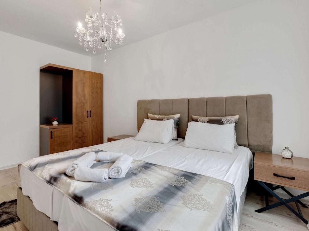 Pleasant Apartment in Oberhausen With a Terrace