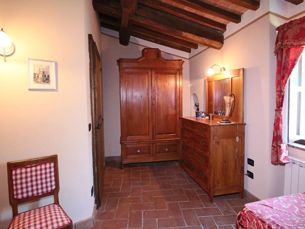 Apartment on Farm Amidst the Umbrian Hills