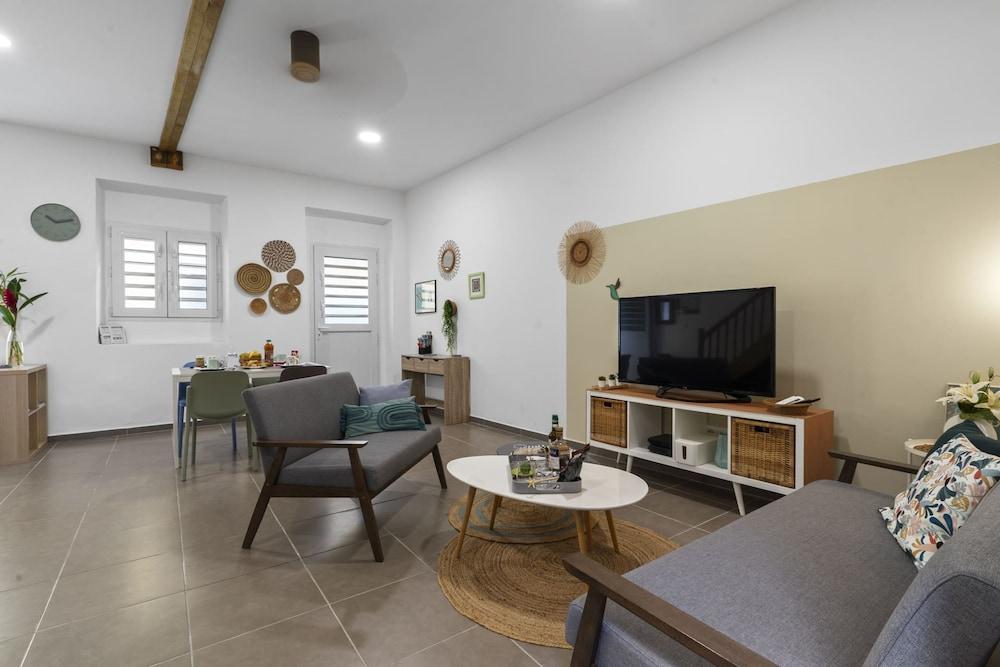 Casa Guila in Saint-pierre