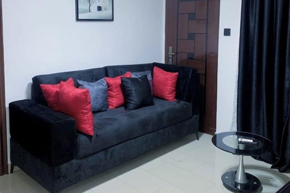 Luxe Lagos Retreat With 3 Bedrooms