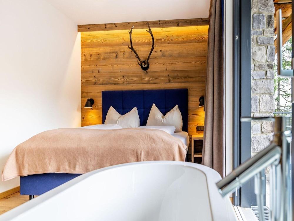 Attractive Chalet on the Ski-slopes