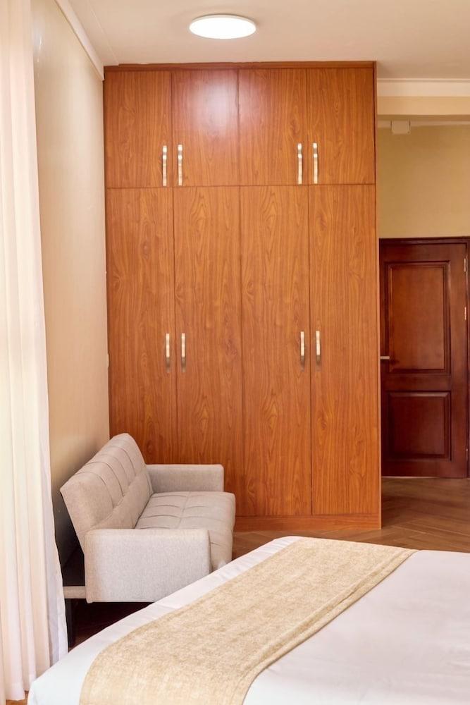 Sand Grains Residences 008