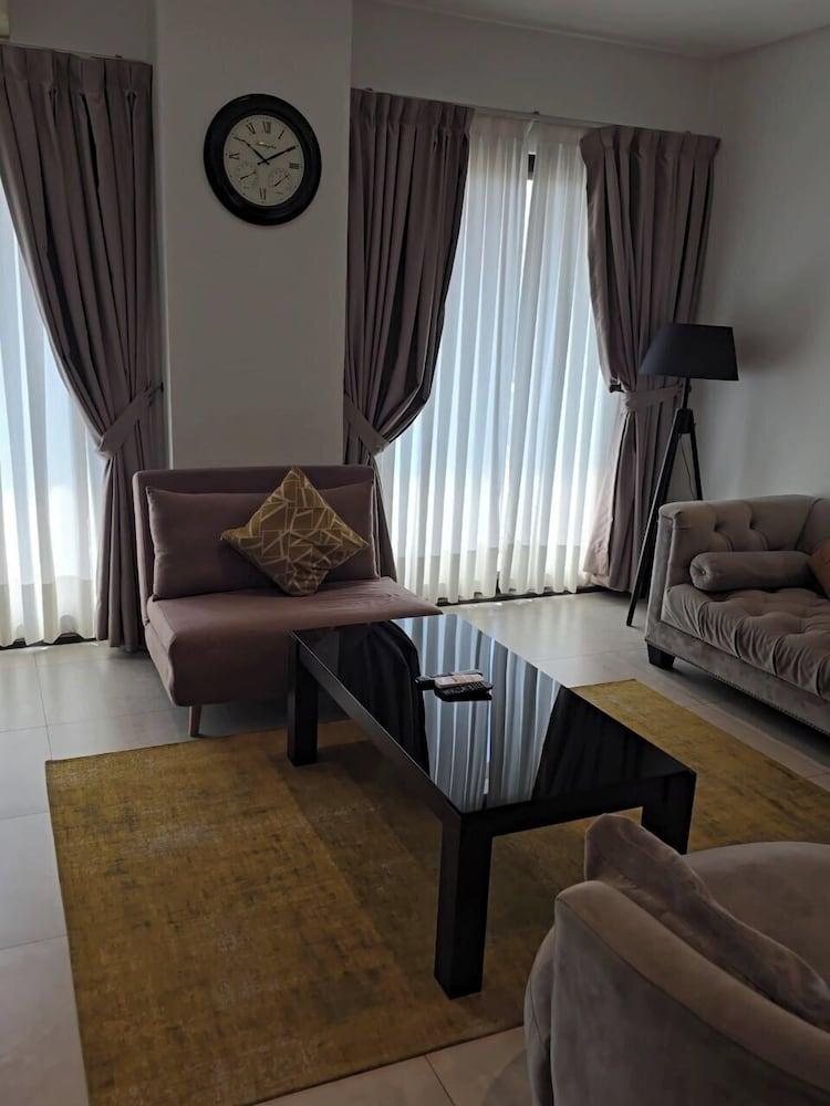 The Signature Apartments