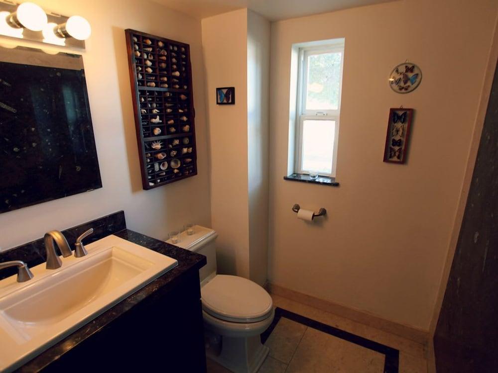 Luxury Ocean View Bay View Home