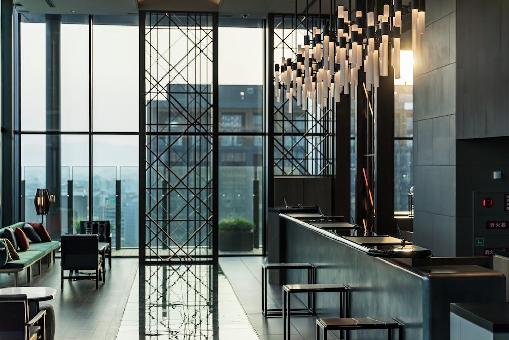 THE GATE HOTEL FUKUOKA by HULIC