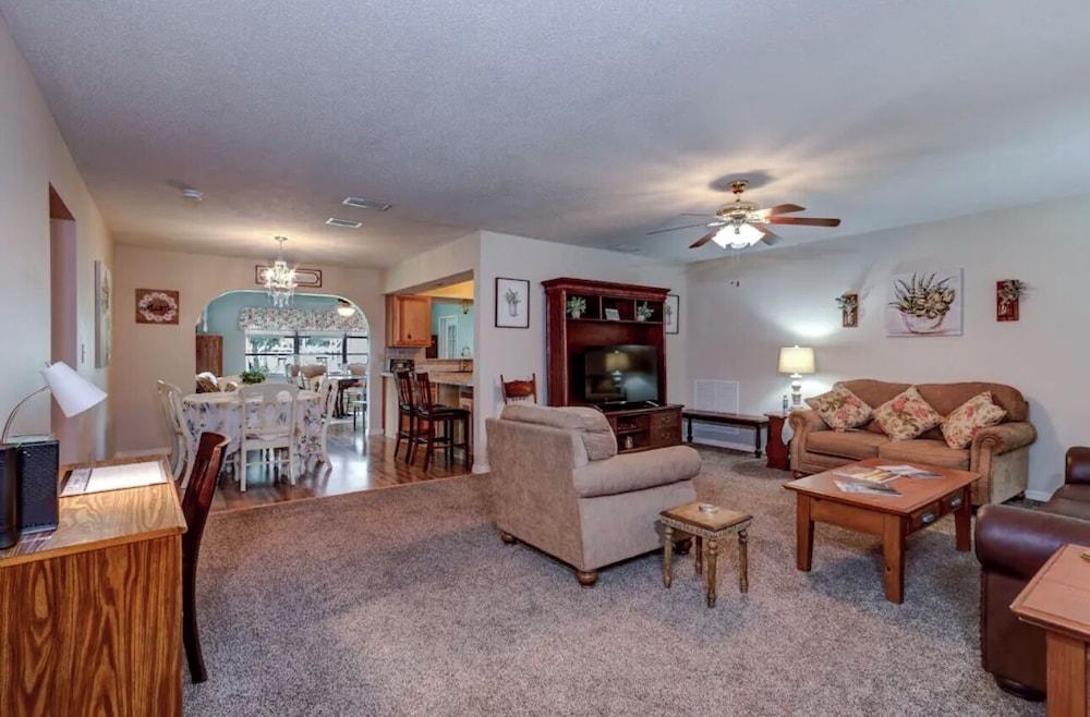 Lakeview Escape Kayaks