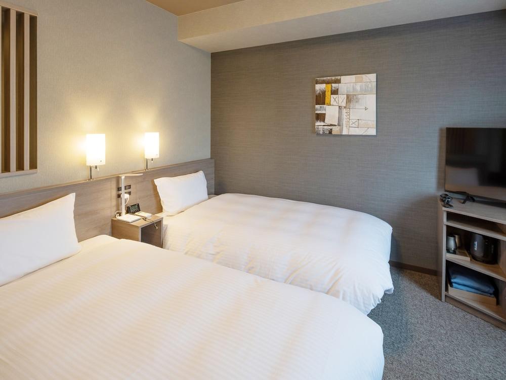 Hotel Route Inn Grand Wakayama Eki Higashiguchi