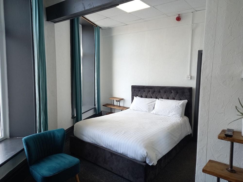 Vinnies Family Hotel