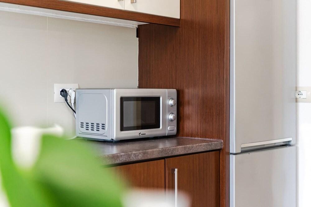 Hometown Apartment in Gjirokaster