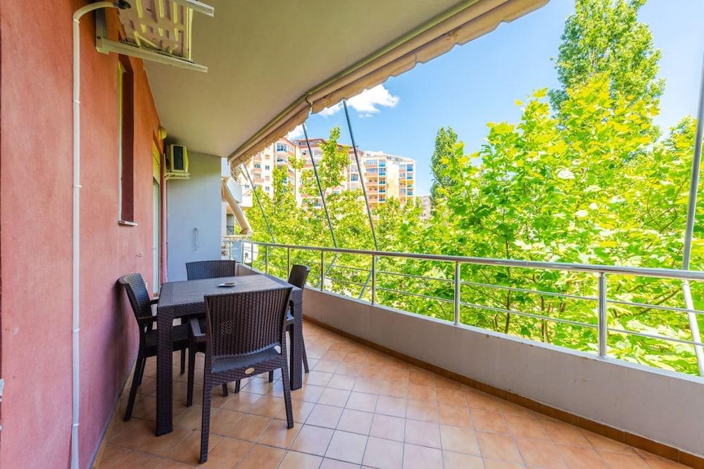 Harbor Hideaway Apartment