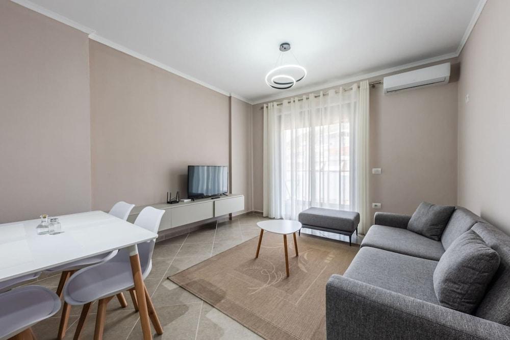 The Seaside Oasis Apartment