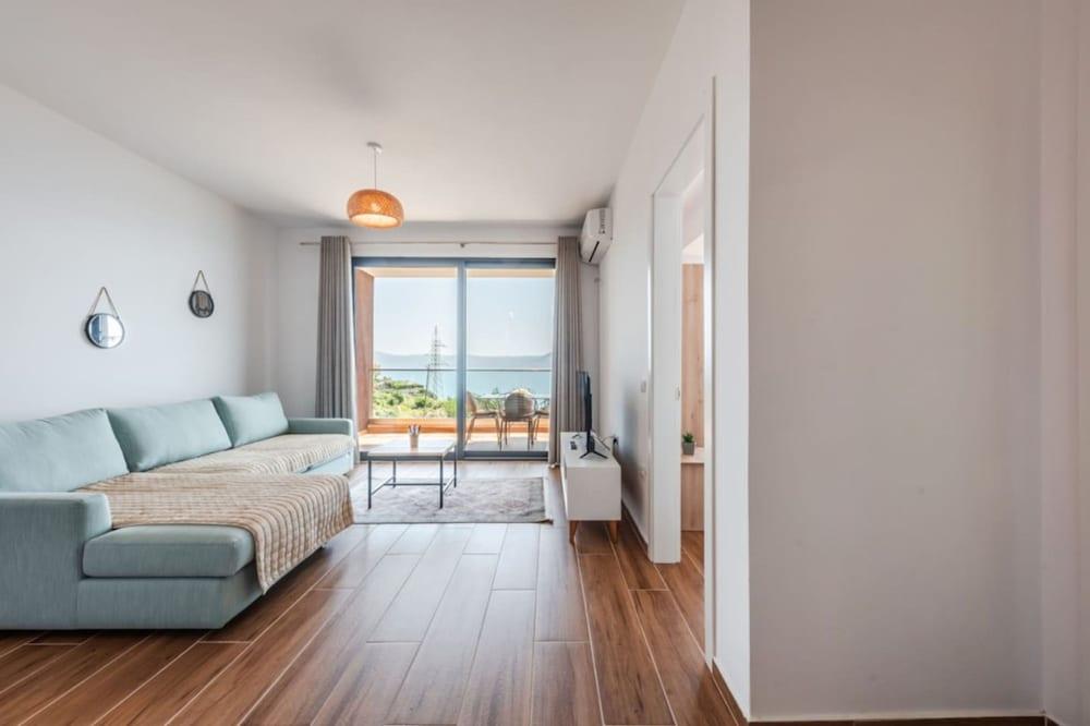 Exclusive Seafront Apartments Apartment 2