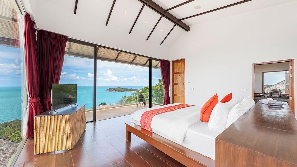 Jasmine Waterslide Villa