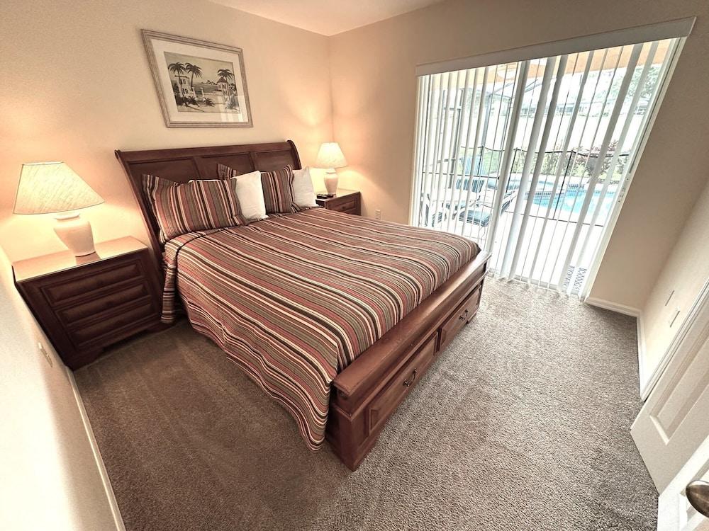 Stunning Villa With Golf Course Views