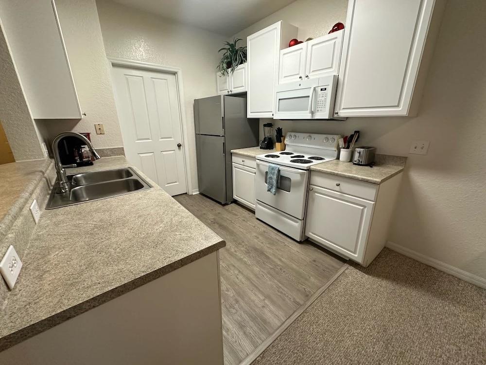 Second Floor 2-bedroom Condo in Southern Dunes