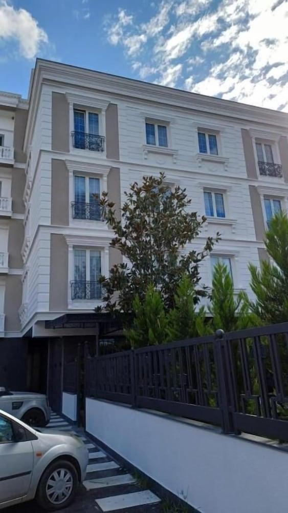 Oxygen Boutique Hotel