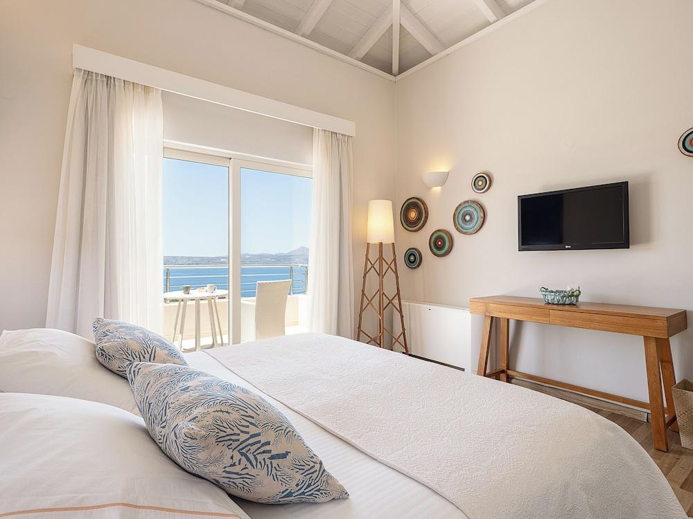 Adeste Seaview Villas