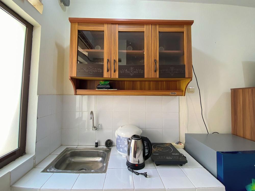 Unique Studio at Gateway Ahmad Yani Cicadas Apartment