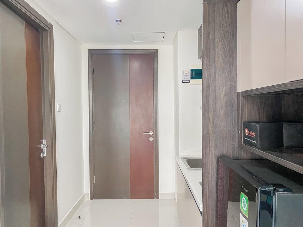 Simply Look and Restful Studio Pollux Chadstone Apartment