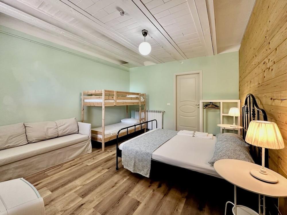 Ancient Country House With Swimming Pool