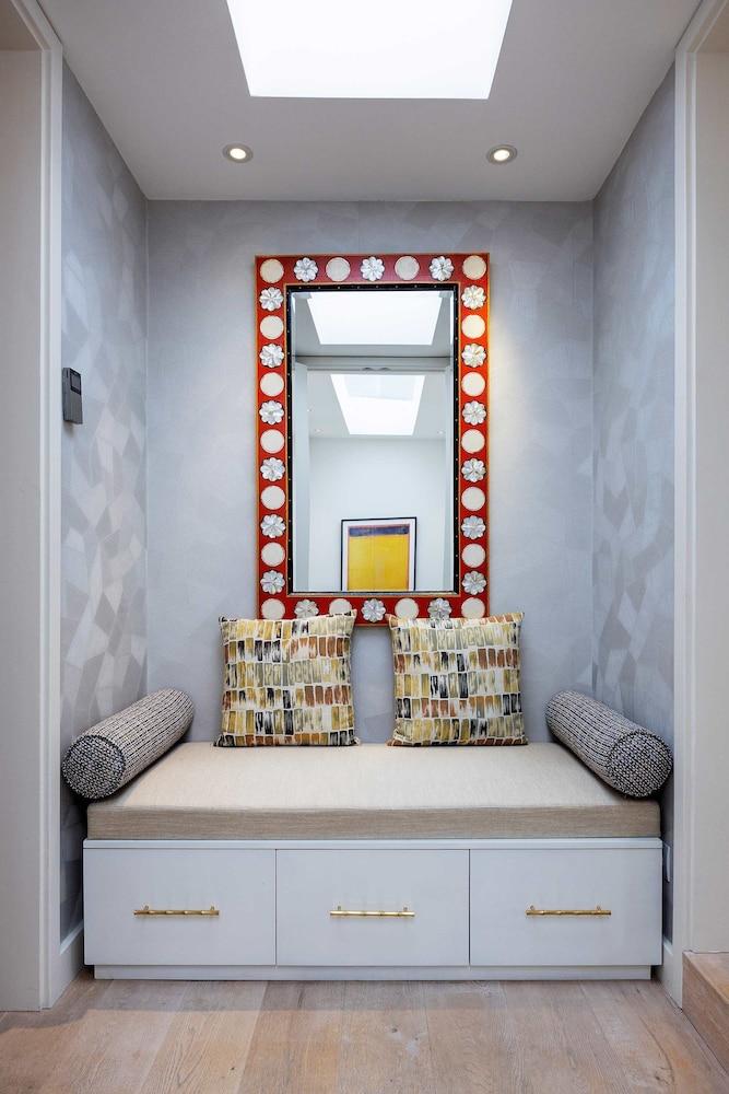 Sophisticated Splendour