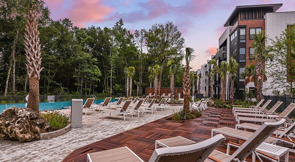 Corporate Suite Shoppe