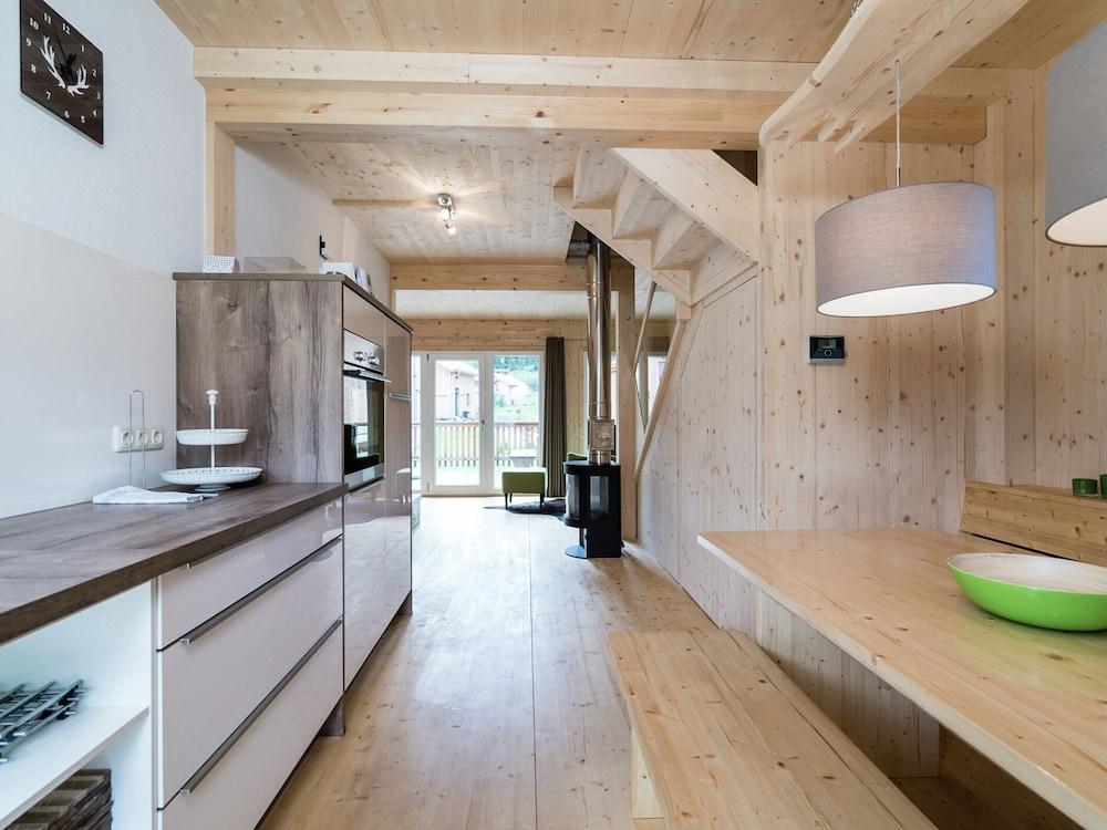 Exclusive Chalet With Whirlpool