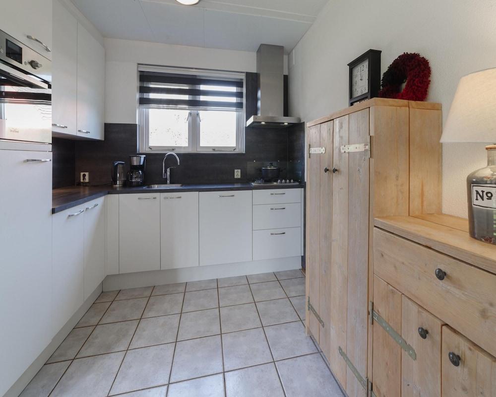 Spacious Holiday Home With Garden