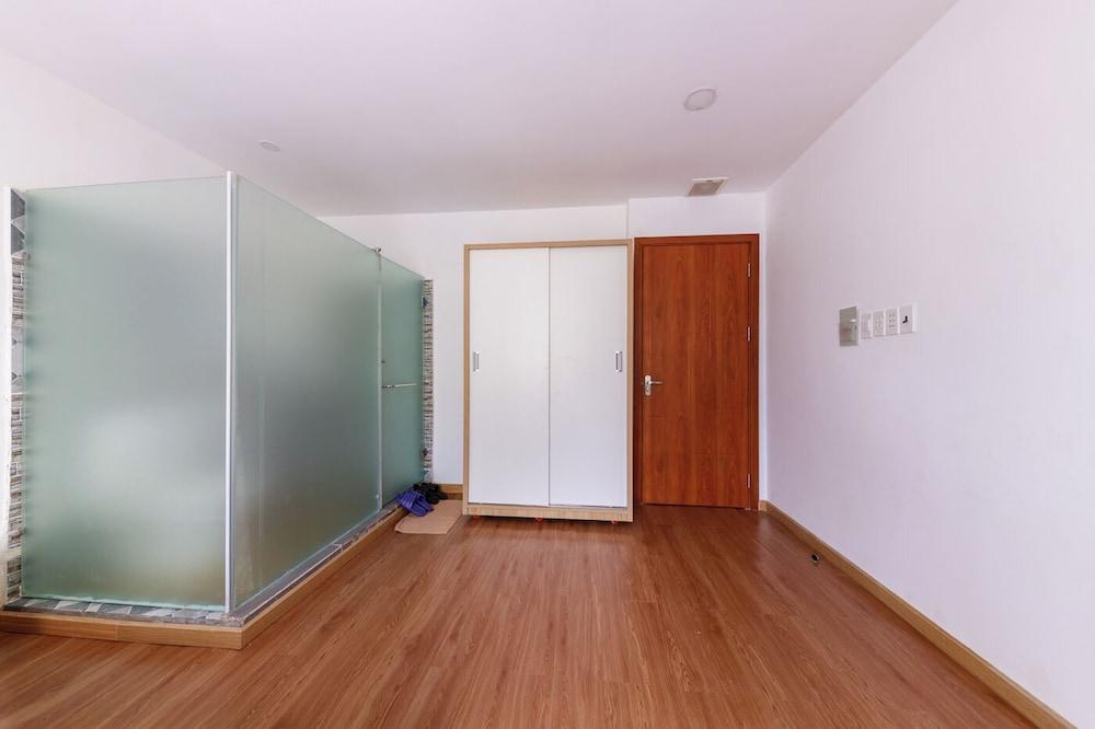 Venus Hotel & Massage - Bui Vien Walking