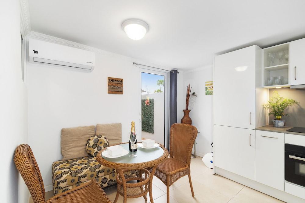 Little Paradise #3 - Shoco