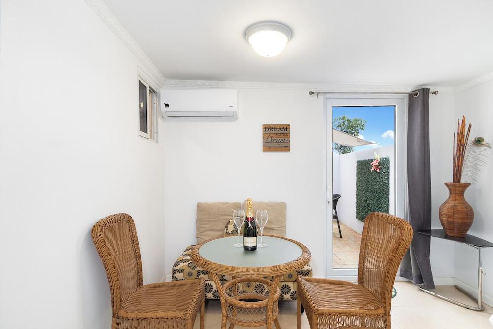 Little Paradise #3 - Shoco