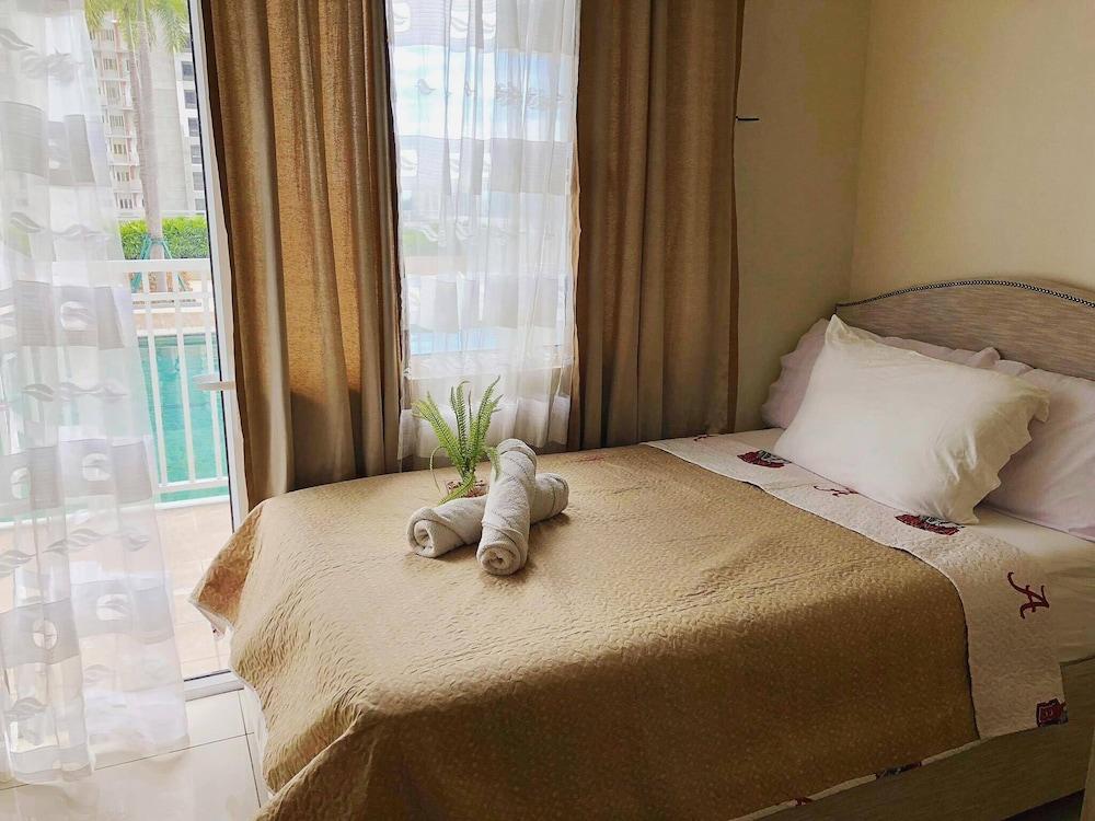 SM Breeze Residences Pasay Malate