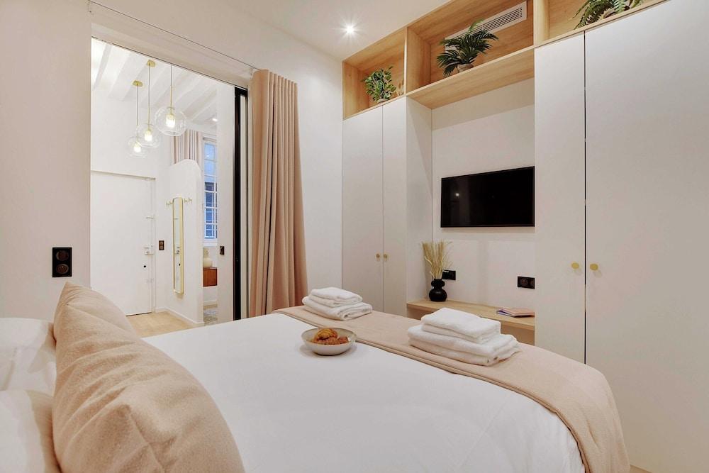 Charming Apartment - 1br/4p - AC - Marais