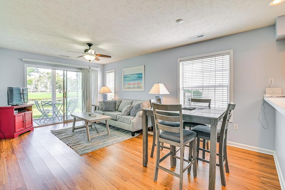 Myrtle Beach Condo w/ Pool Access: 5 Mi to Ocean