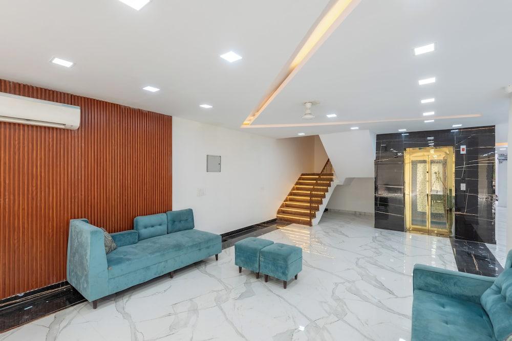 Park Pacific By Saavi Hotel