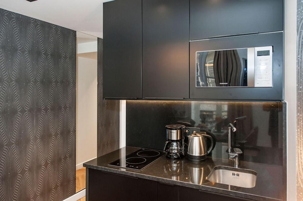 Odeon Notre Dame DE Paris B