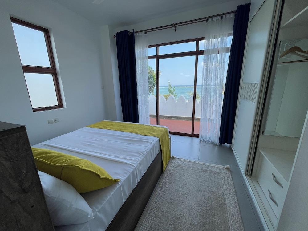 Coastal Villa Sultan Palace