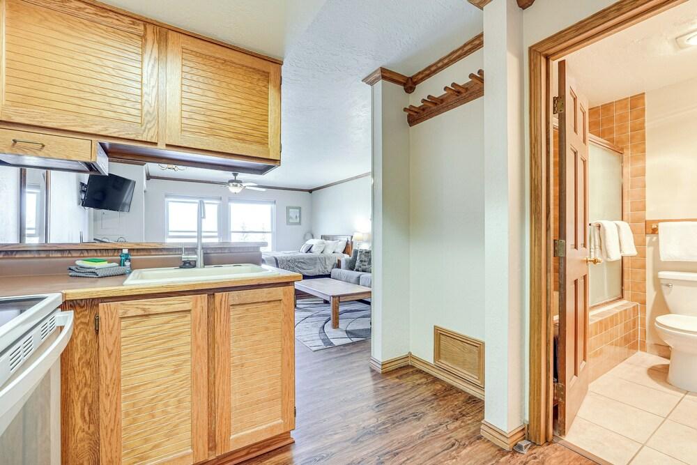 Ski-in/ski-out Brian Head Studio