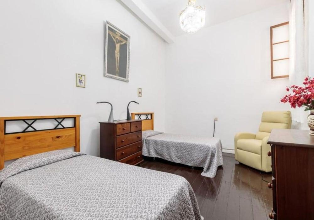 Emblematic House in Santa Cruz de La Pal