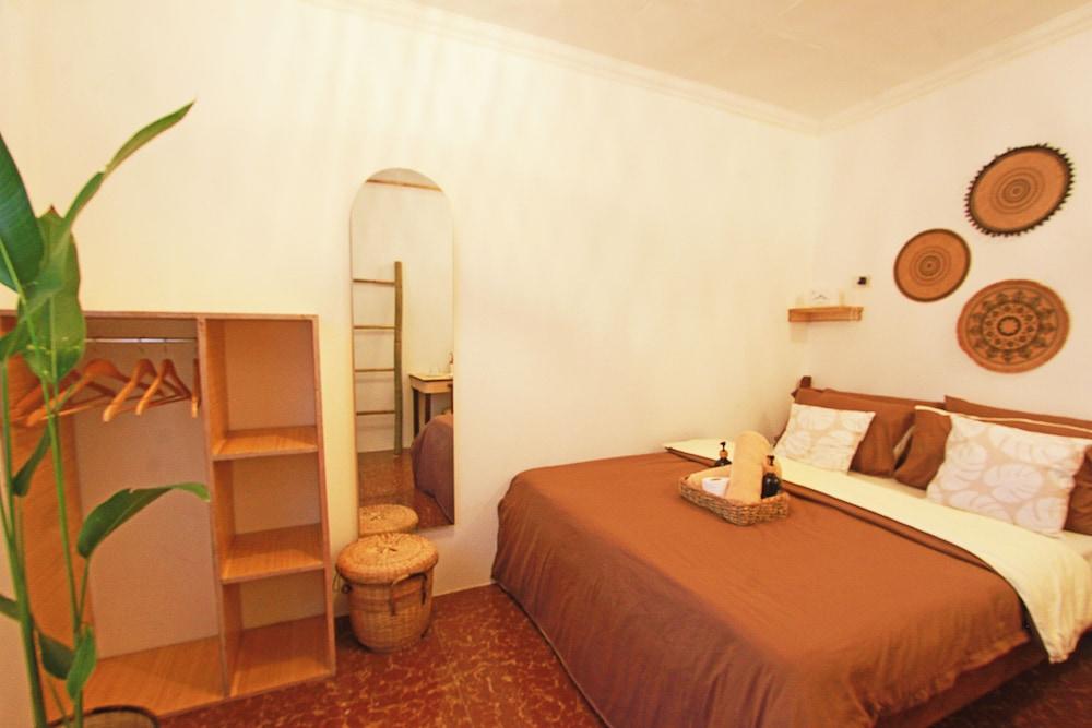 Yellow Banana Siargao