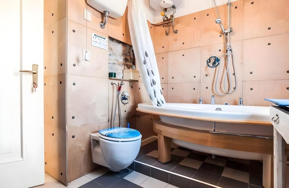 Villa Ulisse Panoramic With Garden and Sea View 200 Mt From the Beach - Gaeta