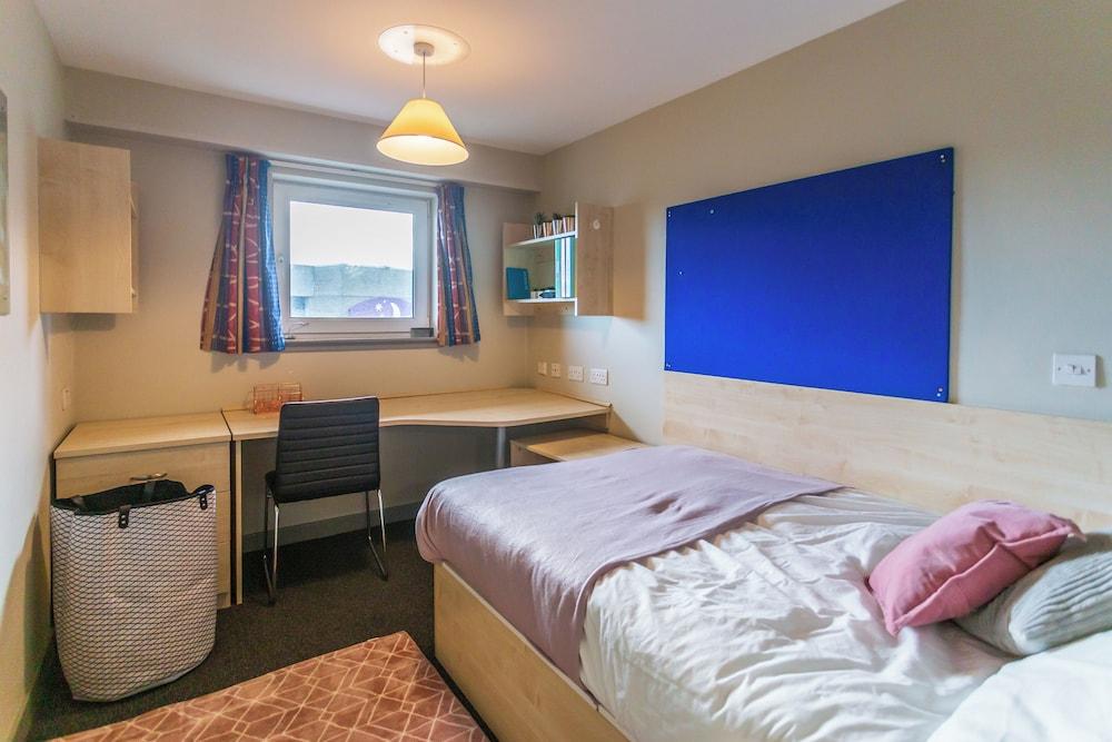 Student Only Pittodrie Street