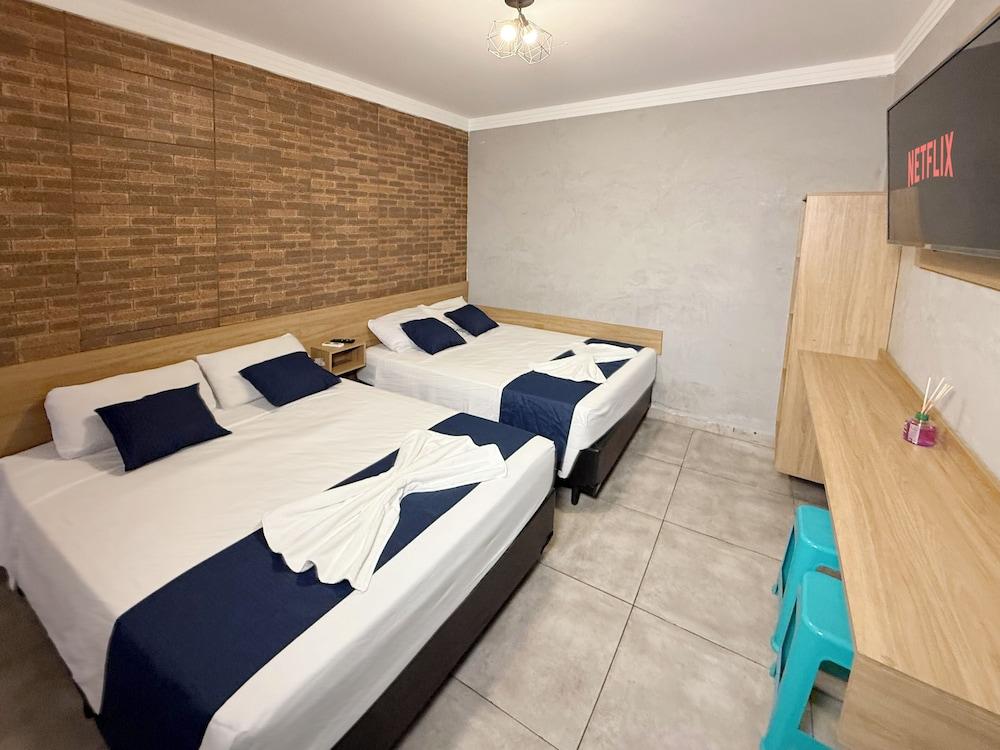 Marmeu Tombo com jacuzzi aquecida