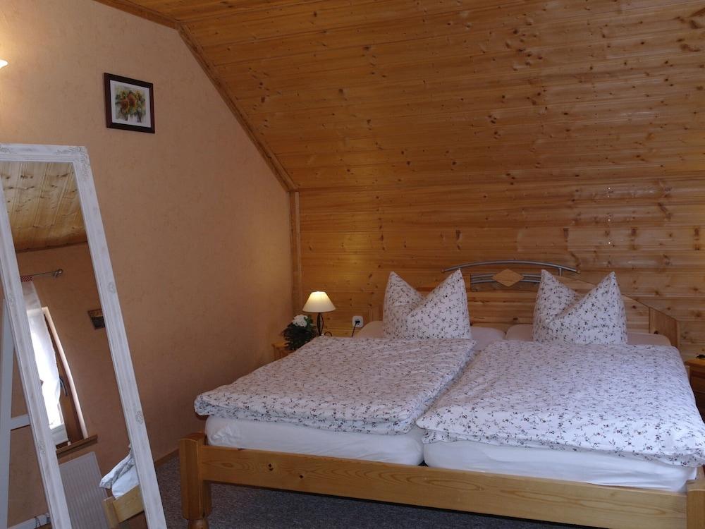 Hill-view Holiday Home in Dankerode Near Lake and Hiking